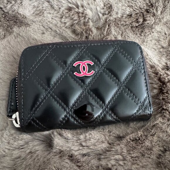 Chanel Mini Zip Wallet - Picture 1 of 7